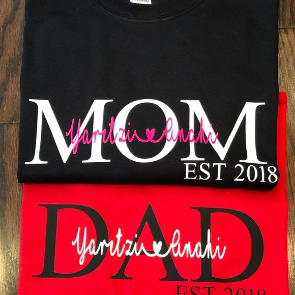 Gildan Other - Custom! Parent Established Graphic Tee
